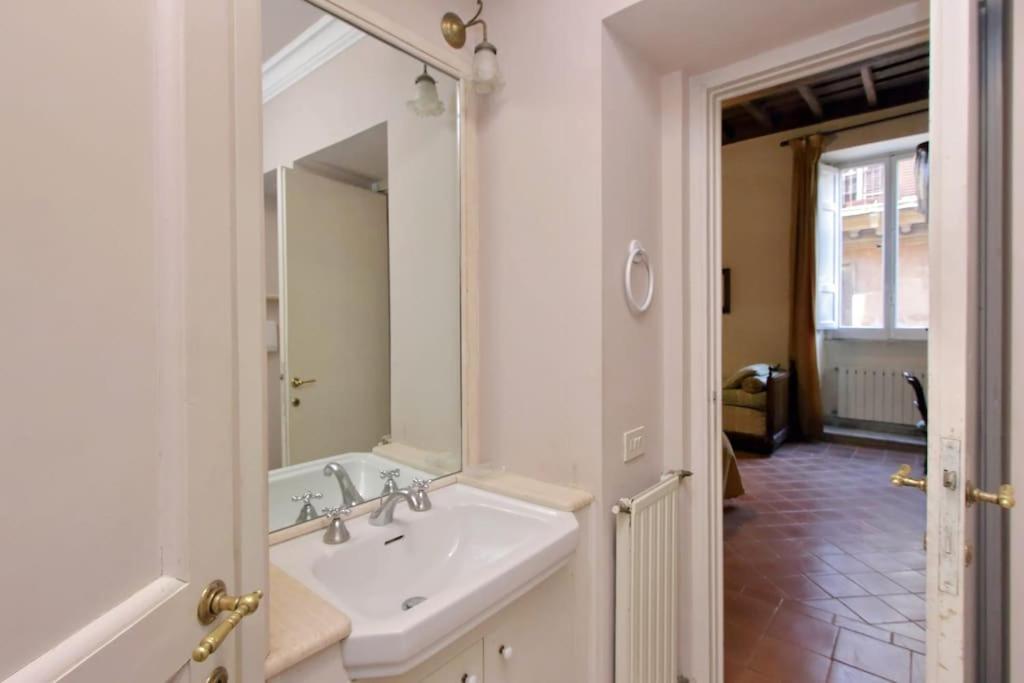 Navona Elegant Two Bedroom Apartment Roma Dış mekan fotoğraf